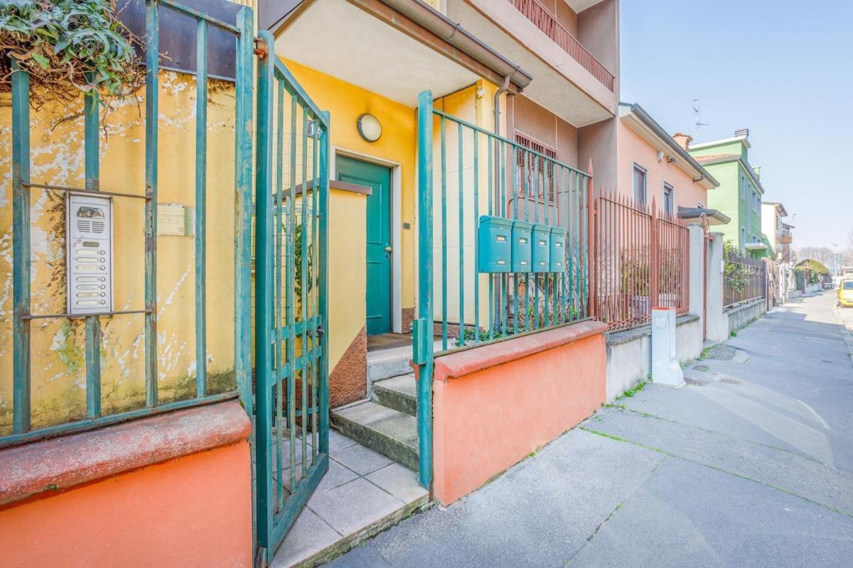 Unconventional Near Linate - Supreme Meme Loft Apartment Mailand