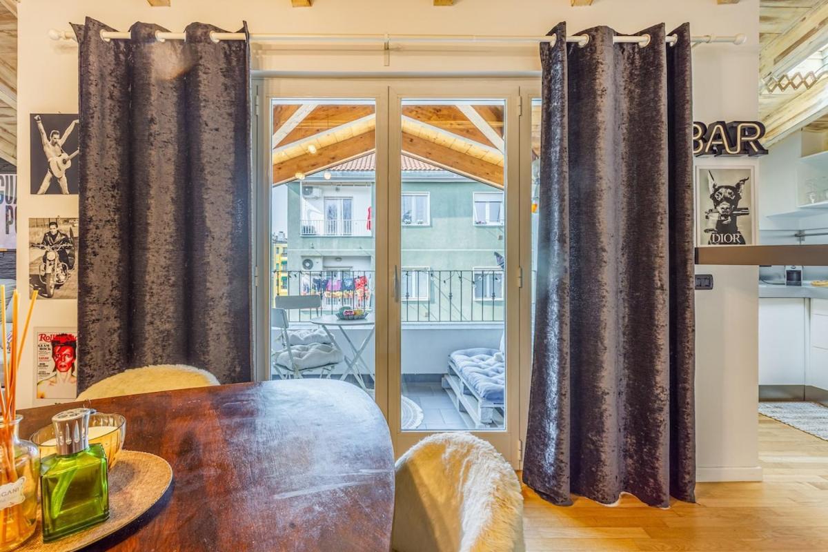 Apartment Unconventional Near Linate - Supreme Meme Loft Mailand