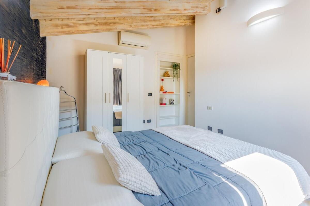 Apartment Unconventional Near Linate - Supreme Meme Loft Mailand